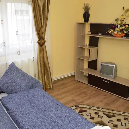 Apartament Maya 2 *
